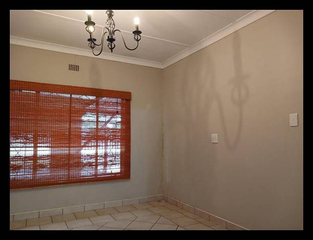 3 BEDROOM PROPERTY TO RENT IN KEMPTON PARK EXT 03